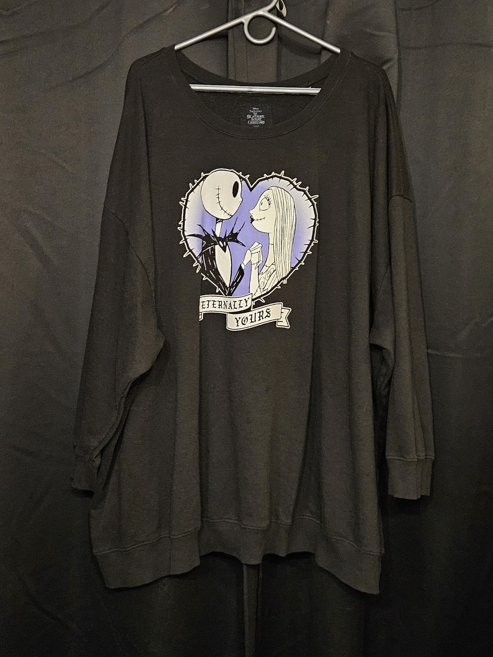Disney The Nightmare Before Christmas Black Graphic Pullover Size 6 (Torrid)